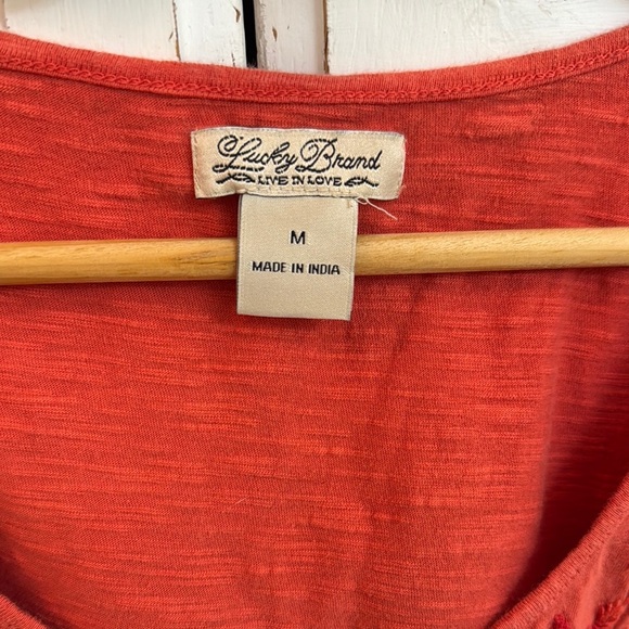 Lucky Brand Women's Embroidered Ombre Top. Size M. - Picture 2 of 7